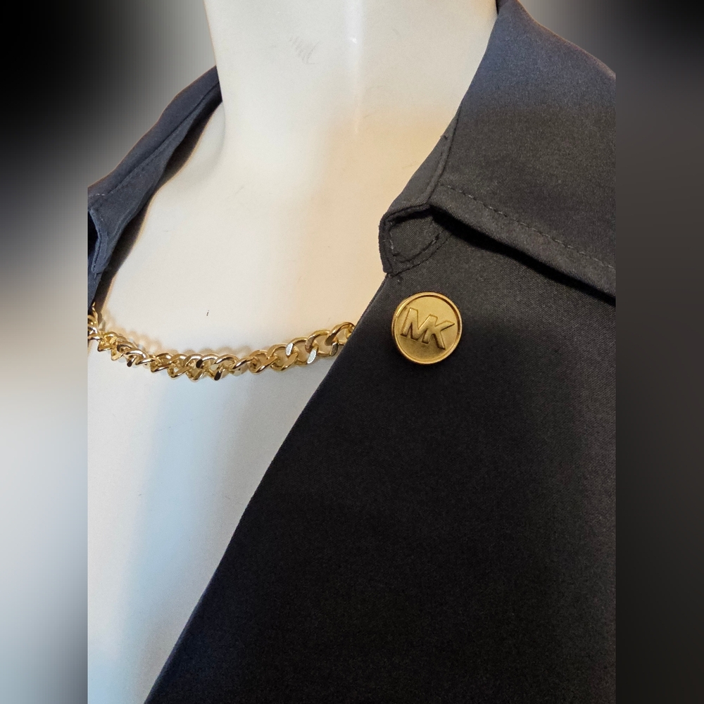 💙 109. Michael Michael Kors Medium Blue Long Sleeve Top With Chain - Picture 2 of 3